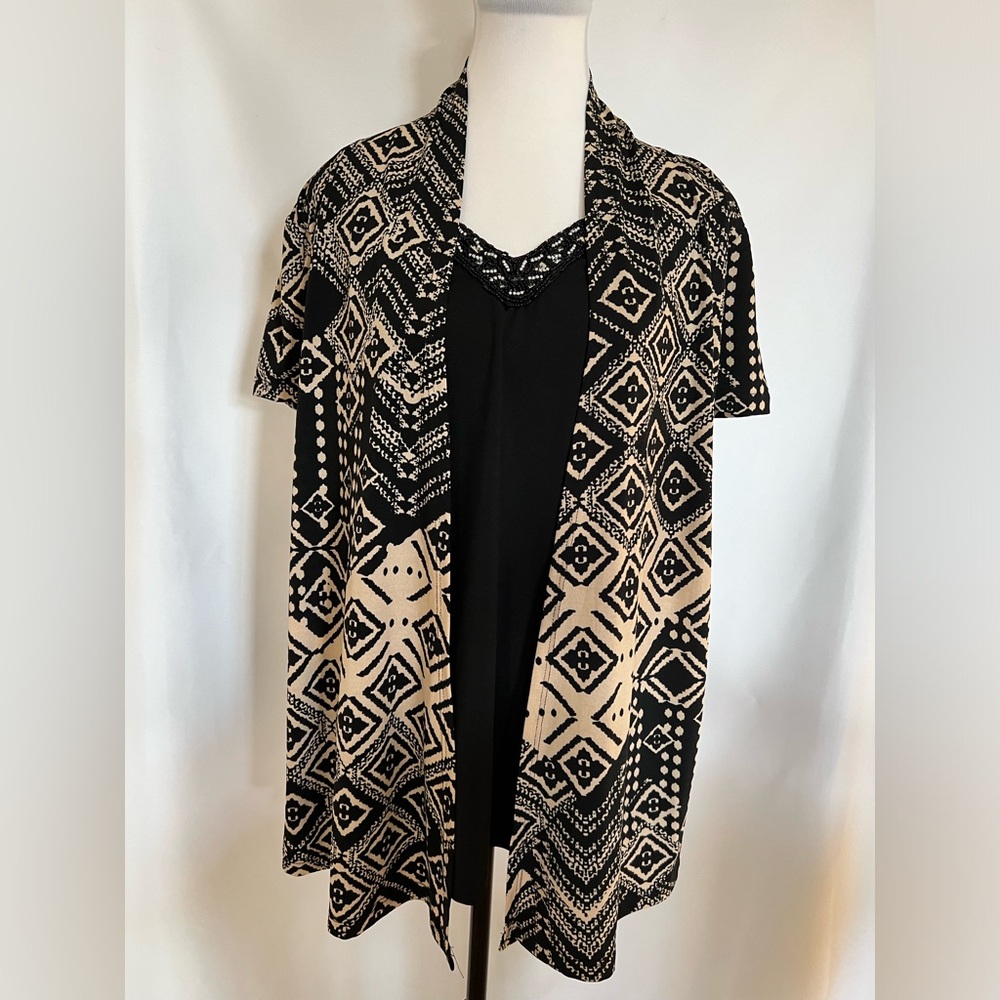 Lavish -‎ Geometric Beaded Neckline Layered Short Sleeve Shirt Jacket Size L
